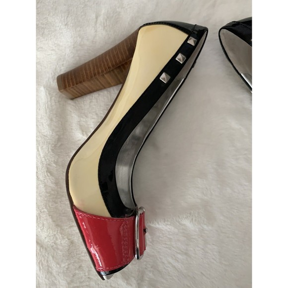 NAUGHTY MONKEY WHITE PATENT LEATHER PEEP TOE SPECTATOR PUMPS BUCKLE DETAIL 6.5 - Picture 8 of 8